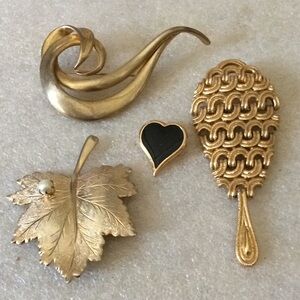 Vintage lot 4 brooch